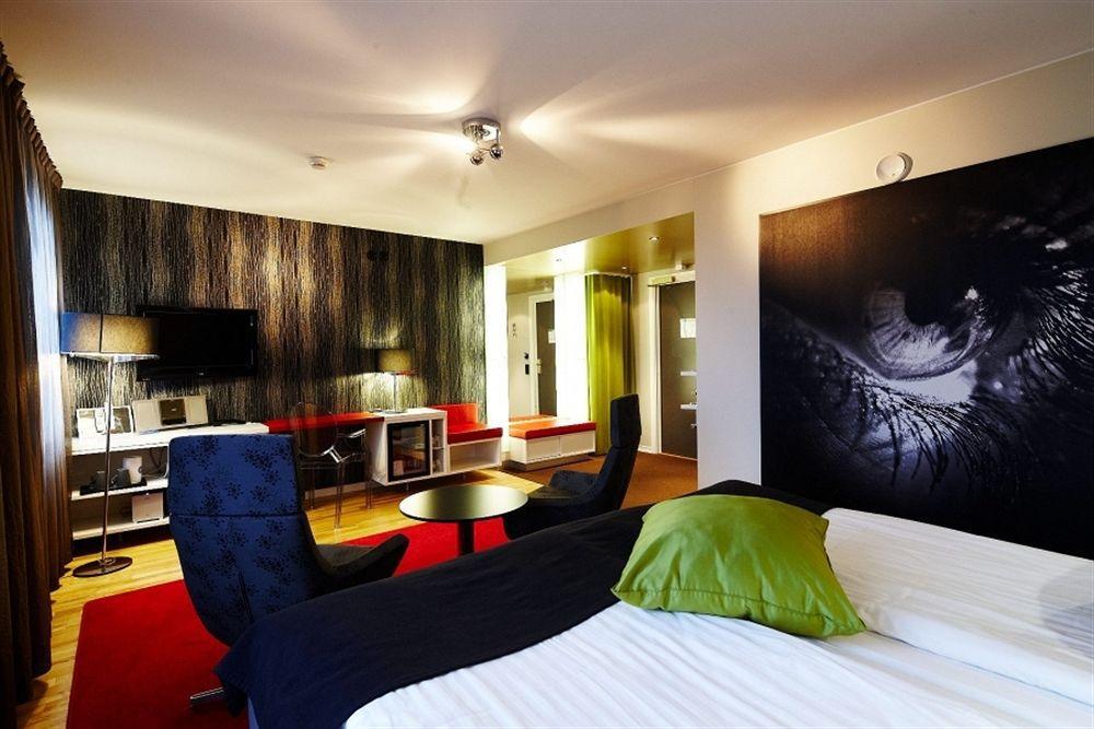 Profilhotels Savoy Йёнчёпинг Экстерьер фото